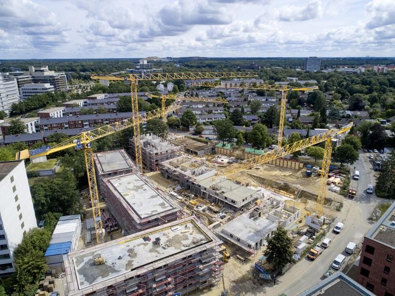 BKL deploys five Potain cranes for "In den Sieben Stücken" residential construction project in Hannover