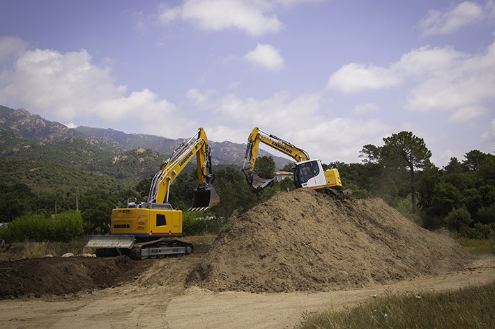 Lanfranchi opts for a Liebherr excavator