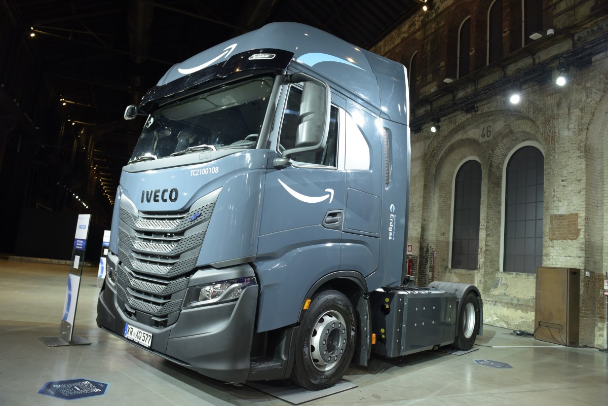 /storage/2022/07/beyond-iveco-group-days-took-place-at-the-ogr-in-turin_62d6a56d87f89.JPG