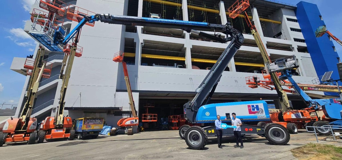 /storage/2023/08/sinoboom-lh-construction-and-machine-leasing-mark-significant-milestone-with-ab46rj-delivery-ceremony_64e0b2887ecd1.jpg