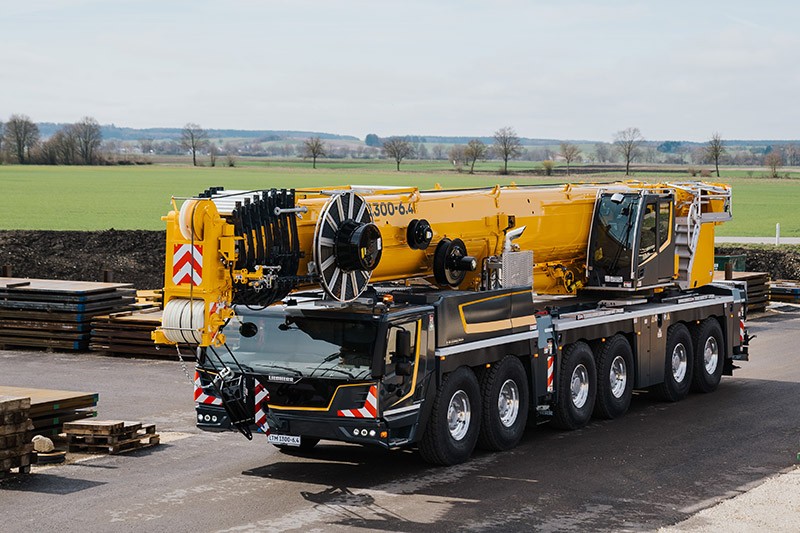 Another Liebherr mobile crane with new LICCON3 control system