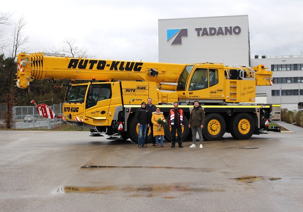 Auto Klug takes delivery of AC 4.070l-1 all terrain crane