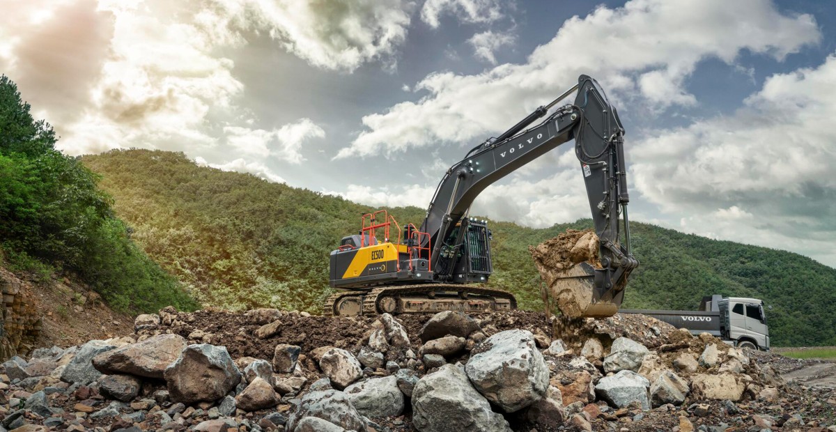 New Volvo excavators elevate customer productivity