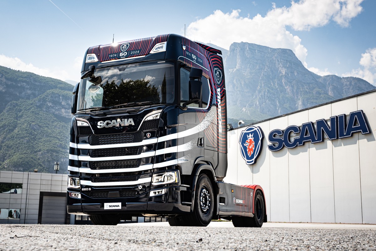 Scania festeggia i suoi 50 anni in Italia
