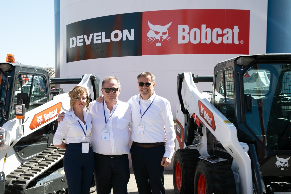 DEVELON e Bobcat in mostra con DMO e Procaccini Group