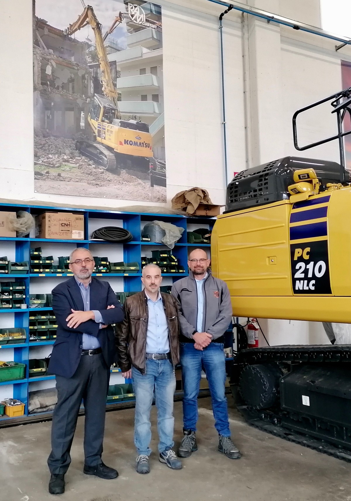 Oleomarket e RAMI Custom per l'escavatore Komatsu PC210NLC-11