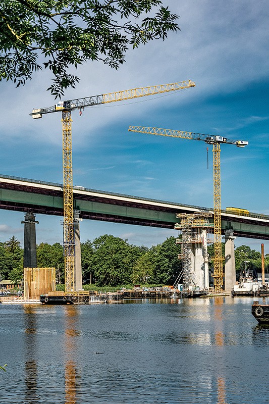 /storage/2024/08/18-liebherr-cranes-involved-in-replacing-germanys-second-longest-road-bridge_66b34eb70cae6.jpg