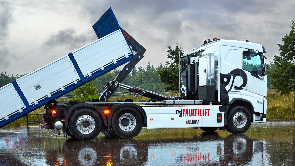 /storage/2024/08/hiab-launches-the-multilift-eultima_66c6f2cfb4580.jpg