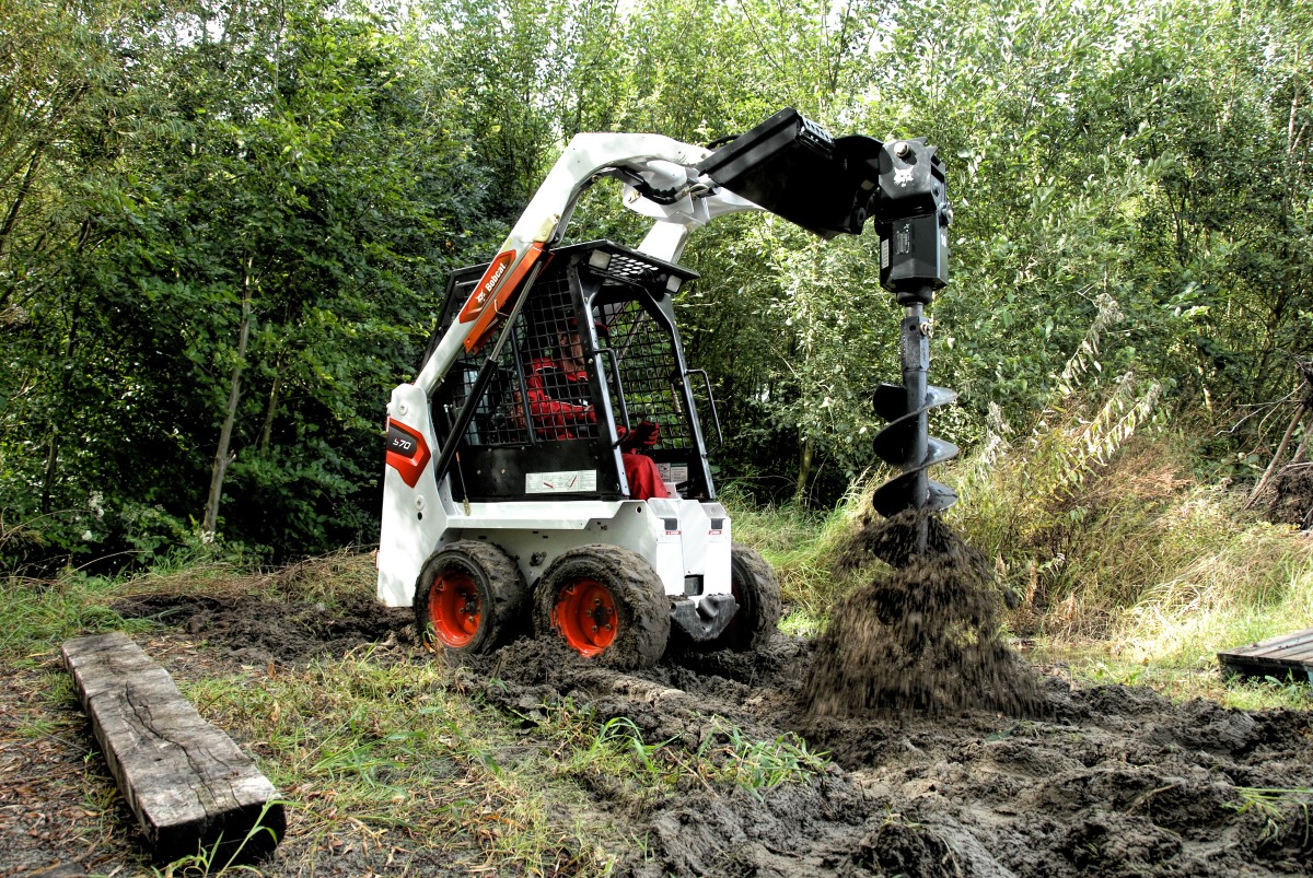 Bobcat offre l’abbinamento perfetto di macchine e accessori