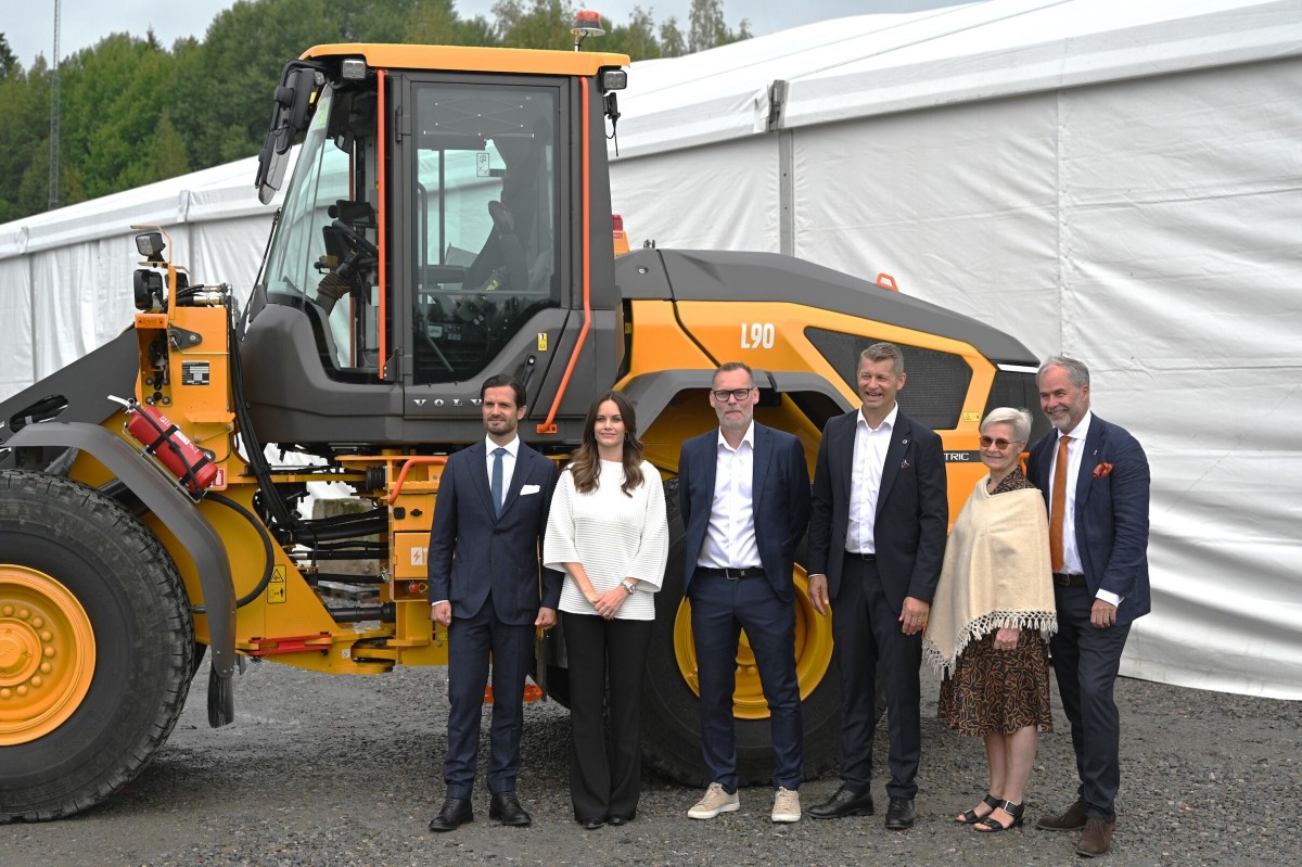 Volvo CE inaugurates new facilities to support production of electric wheel loaders in Arvika