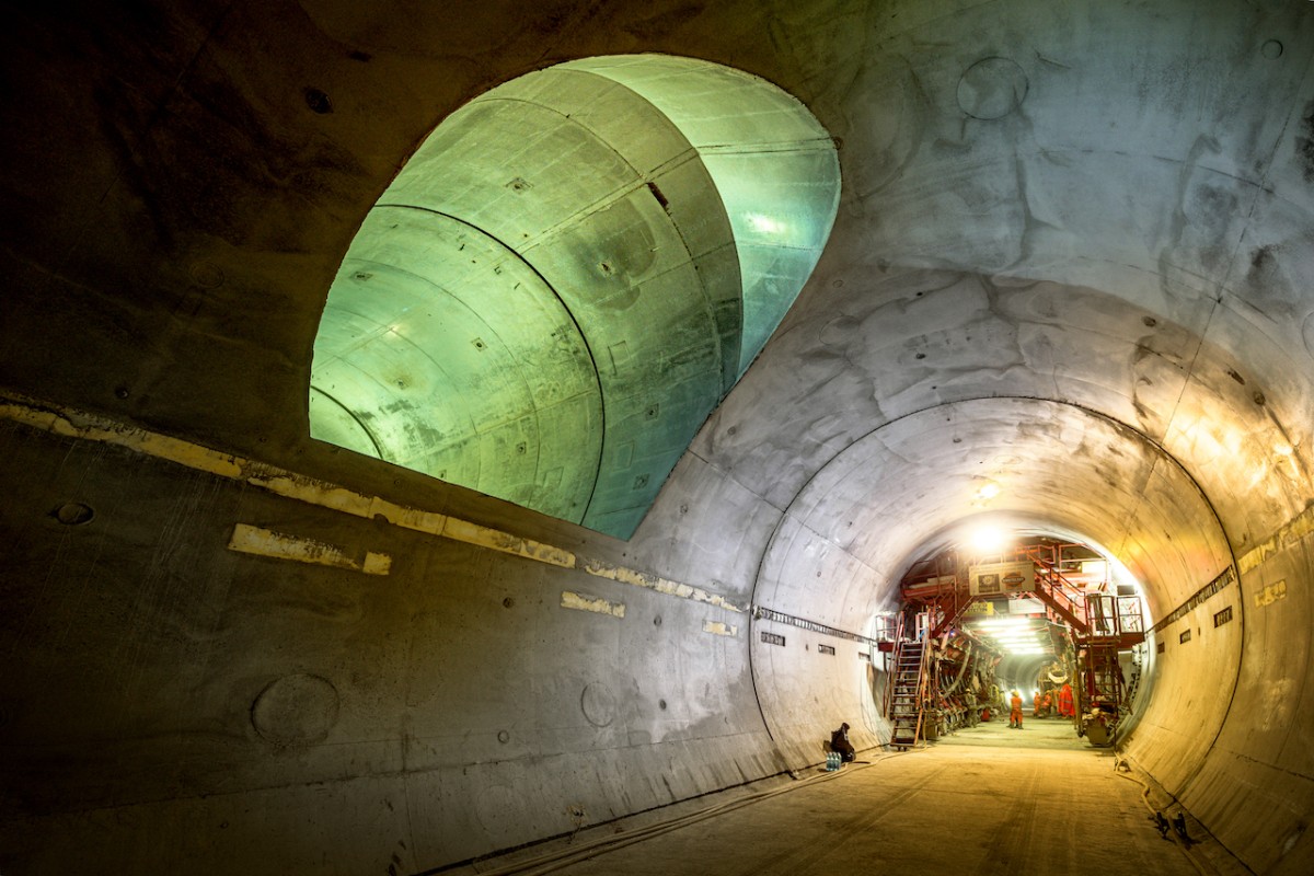 Frese a tamburo trasversali Erkat per il tunnel di Semmering