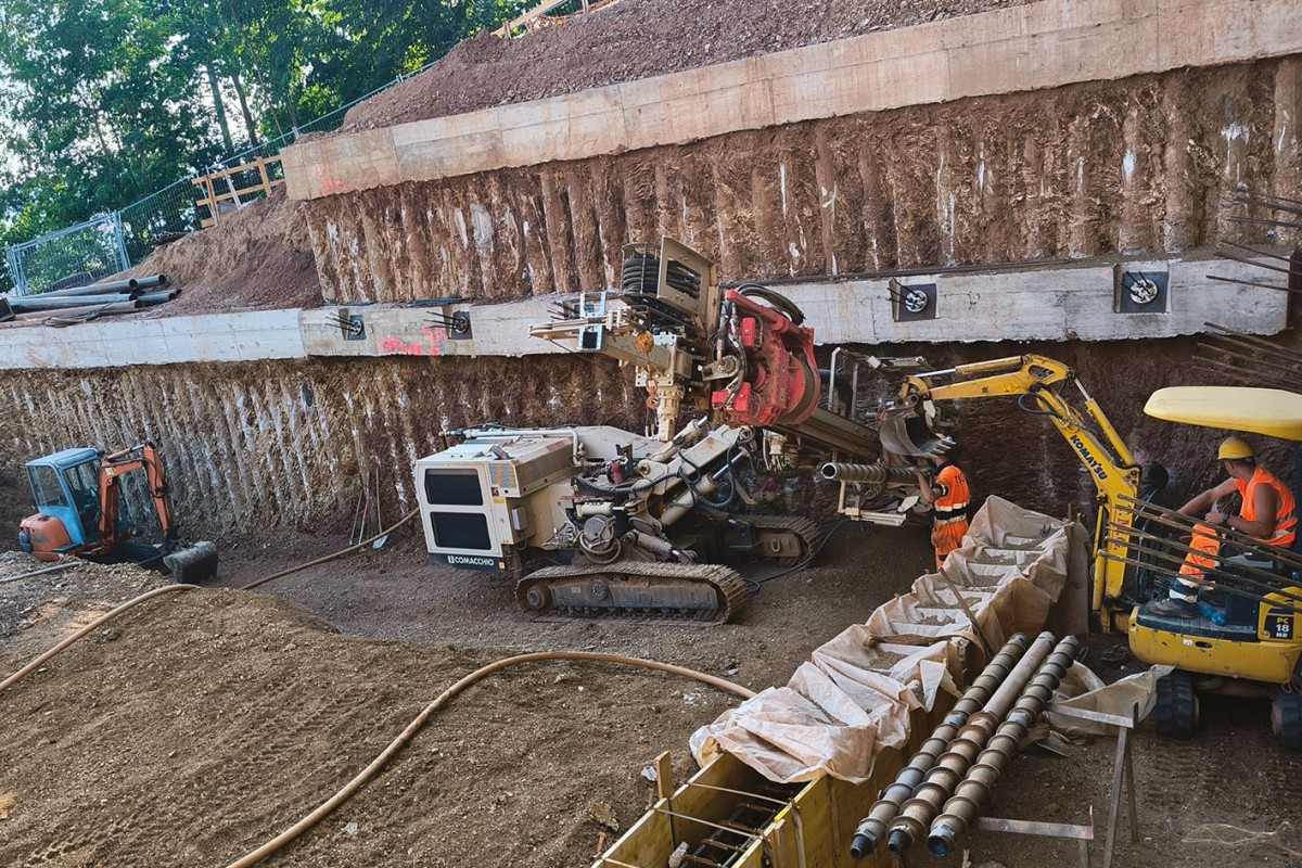 Perforatrici Comacchio per il serbatoio idrico di Ventolosa