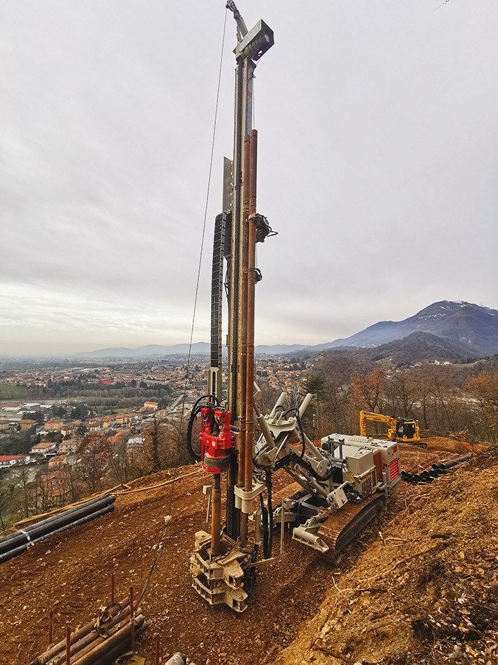 Perforatrici Comacchio per il serbatoio idrico di Ventolosa