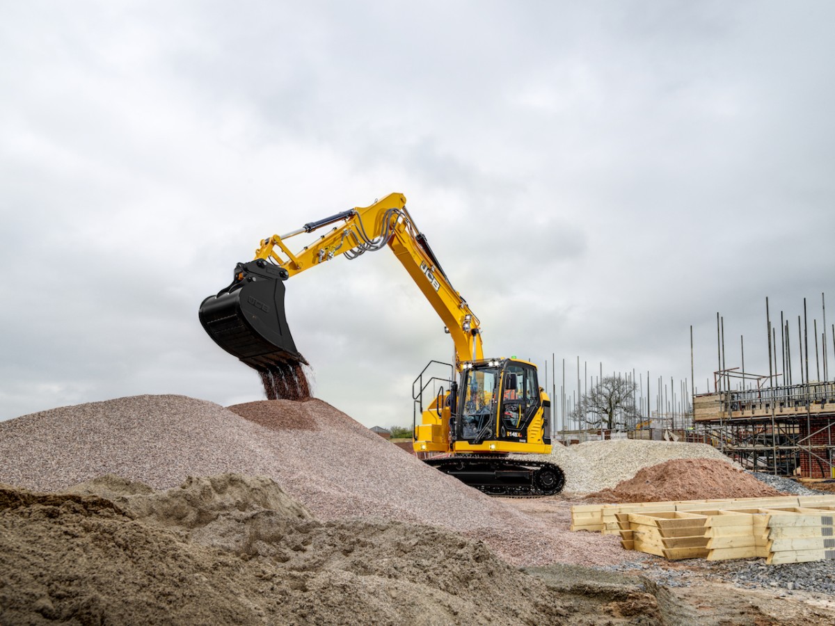 /storage/2024/10/jcb-launches-the-new-145xr-crawler-excavator_6713aa30984bd.jpg