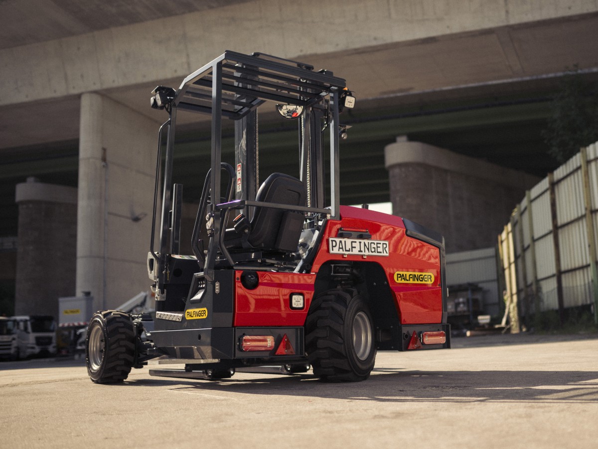 /storage/2024/10/palfinger-truck-mounted-forklifts-open-up-new-perspectives_671498f061691.jpg