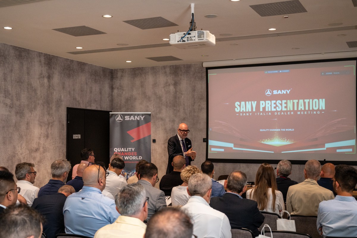 Sany Italia presenta novità e progetti al Dealer Meeting 2024