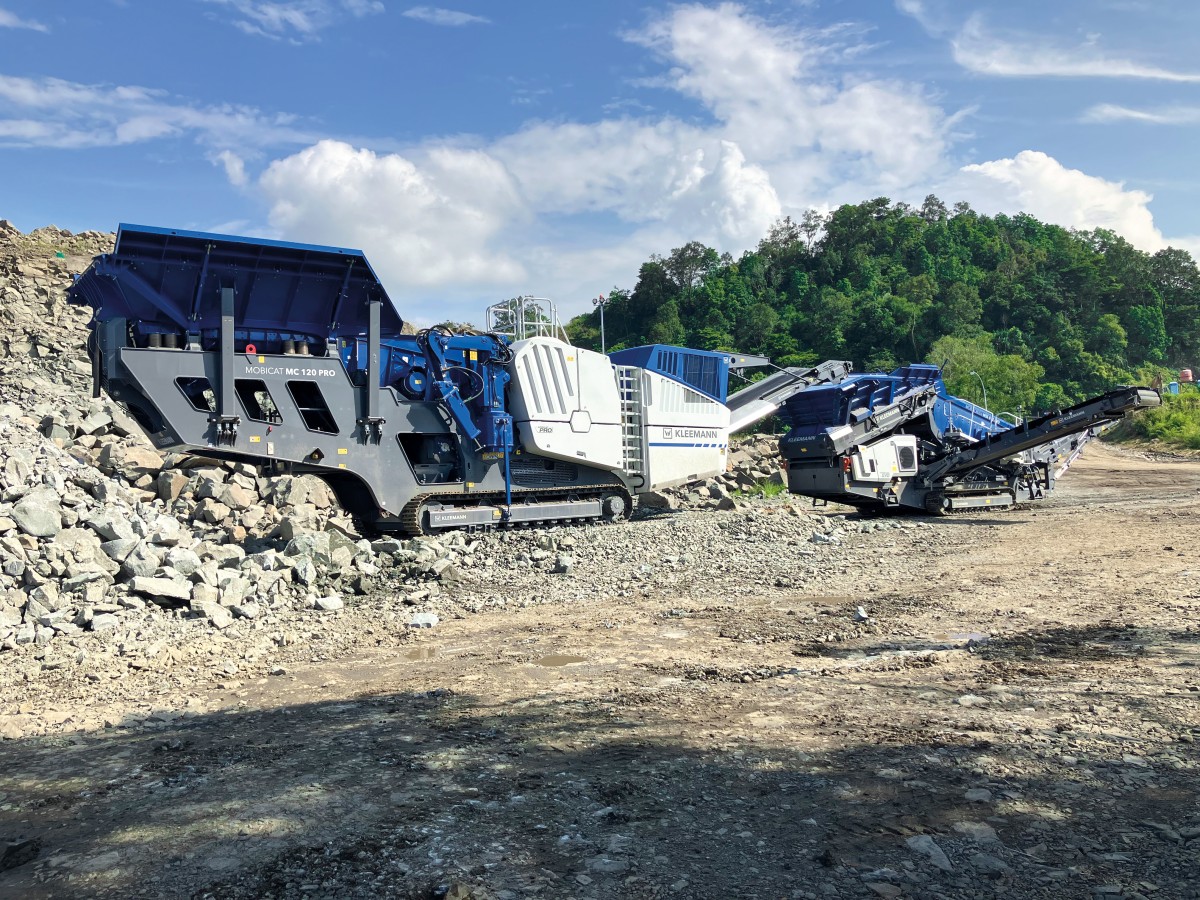 Un treno di macchine Kleeman per il trattamento dell'andesite