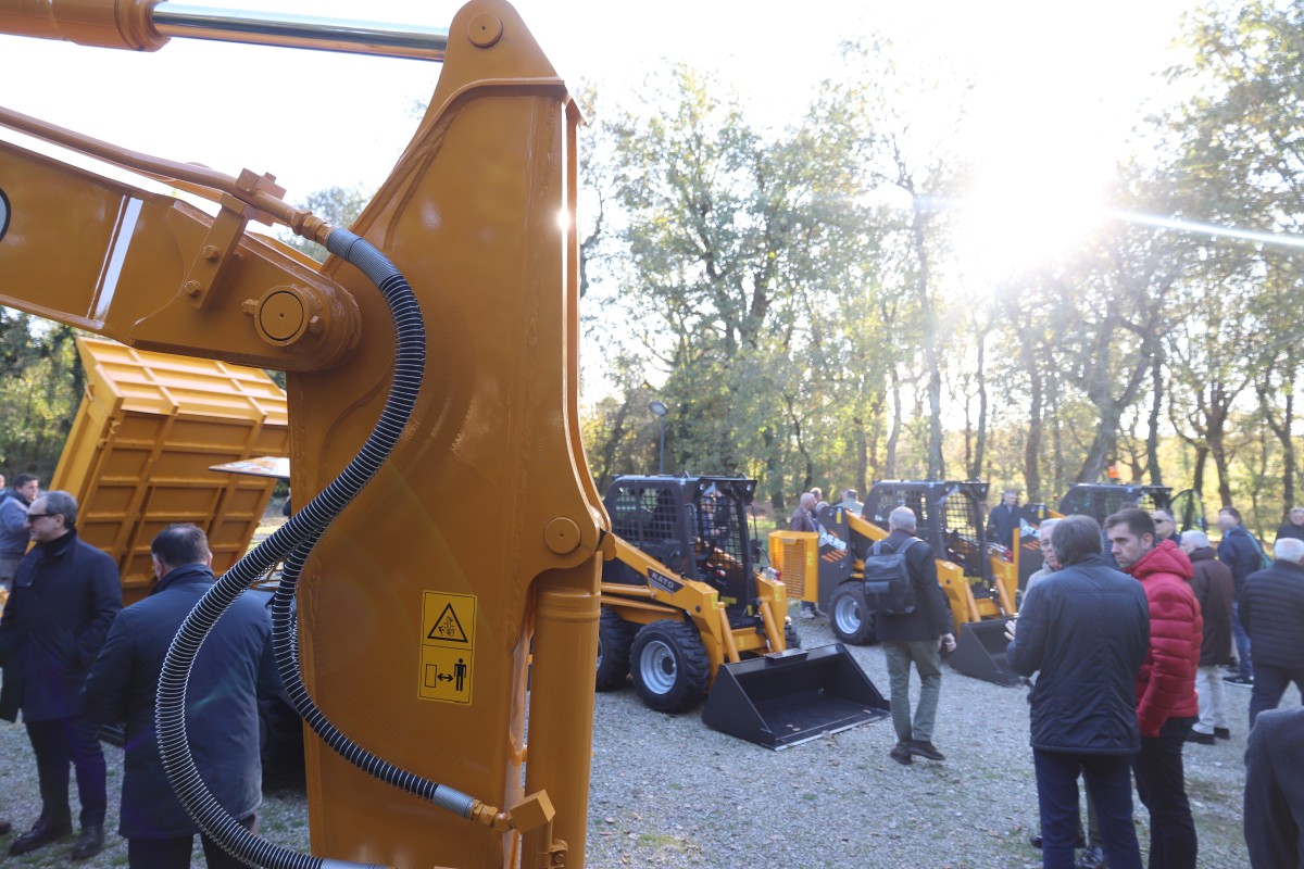 Kato Imer lancia la nuova gamma di skid loader