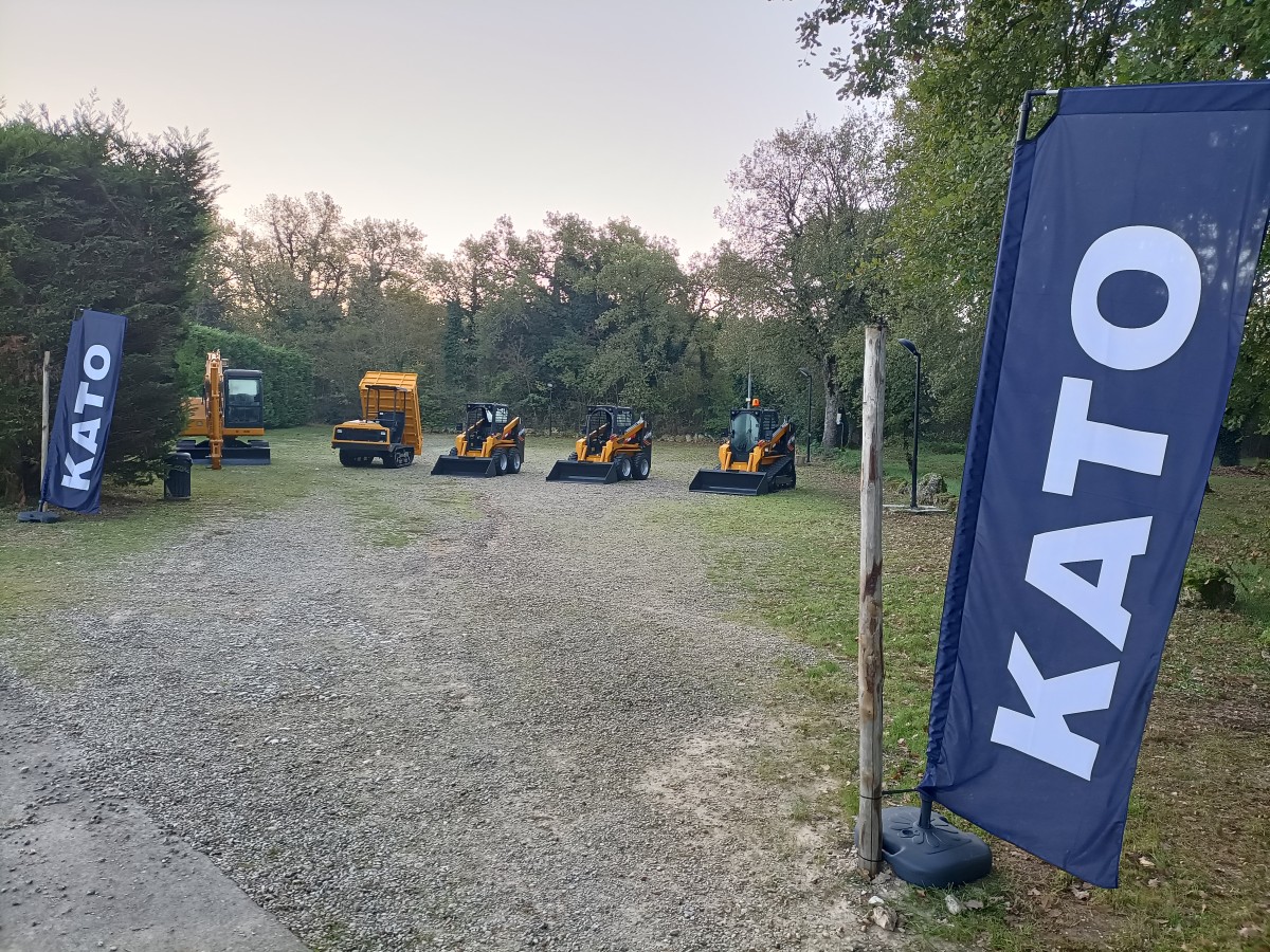 Kato Imer lancia la nuova gamma di skid loader