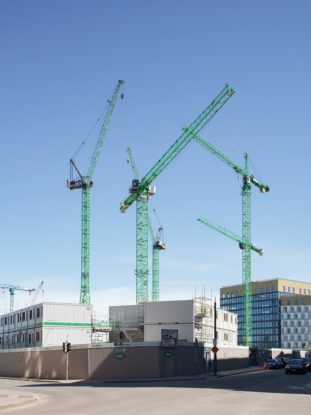 /storage/2024/11/liebherr-tower-cranes-and-john-paul-construction-celebrate-50-years-of-partnership_6739ecaa5c9b4.jpg