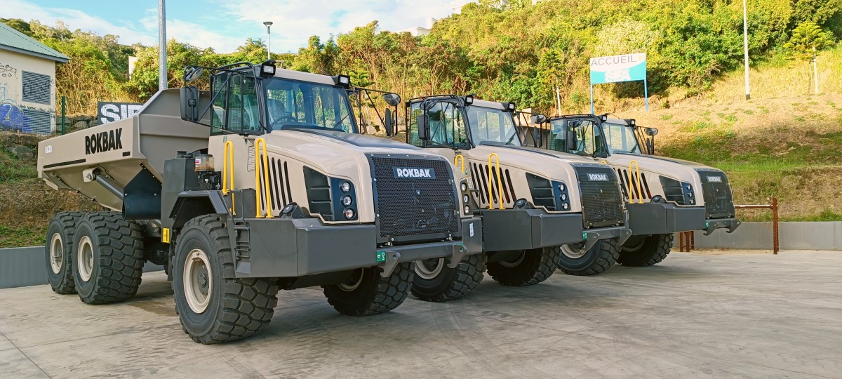 /storage/2024/11/strong-and-stable-ra30-trucks-carry-the-weight-at-new-caledonian-mine_673afa1763af8.jpg