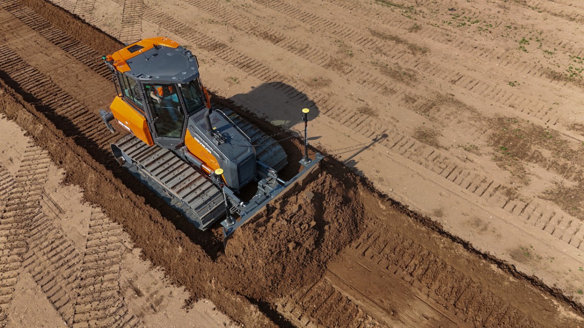 DEVELON amplia le opzioni di controllo per il dozer DD130-7