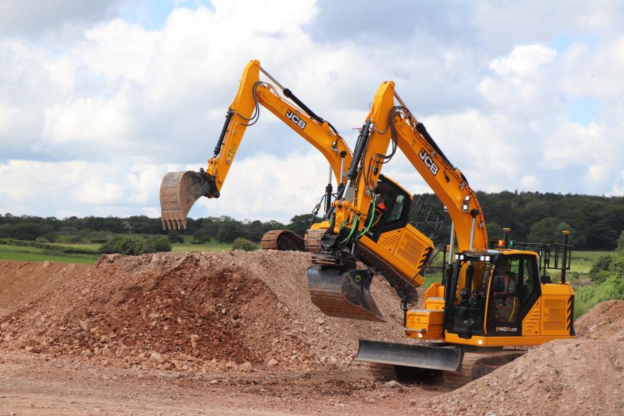 JCB lancia tre nuovi escavatori X Series nel segmento da 13-16 tonnellate