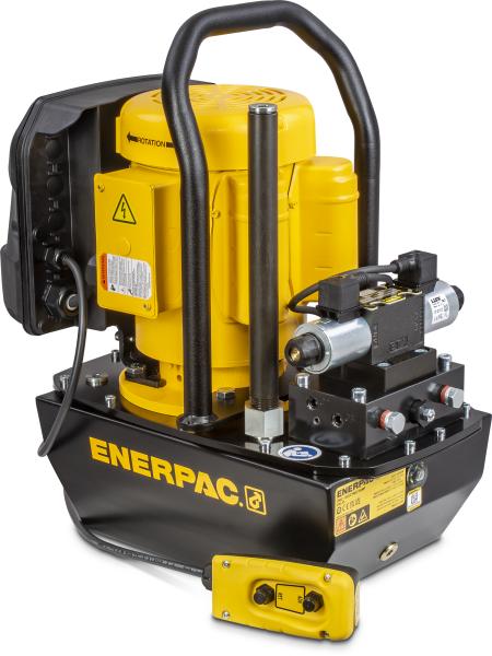 Enerpac annuncia le pompe ZE2 e ZW2 per ambienti di produzione e officina