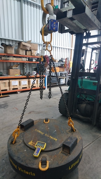 Load Shackle Serves Port, Returns for Inspection
