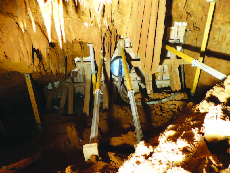 Robbins TBM uncovers Spectacular Cavern at Galerie des Janots 