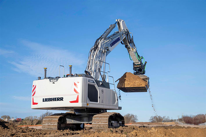 Liebherr high-quality excavators coupled with Leica Geosystems expertise 